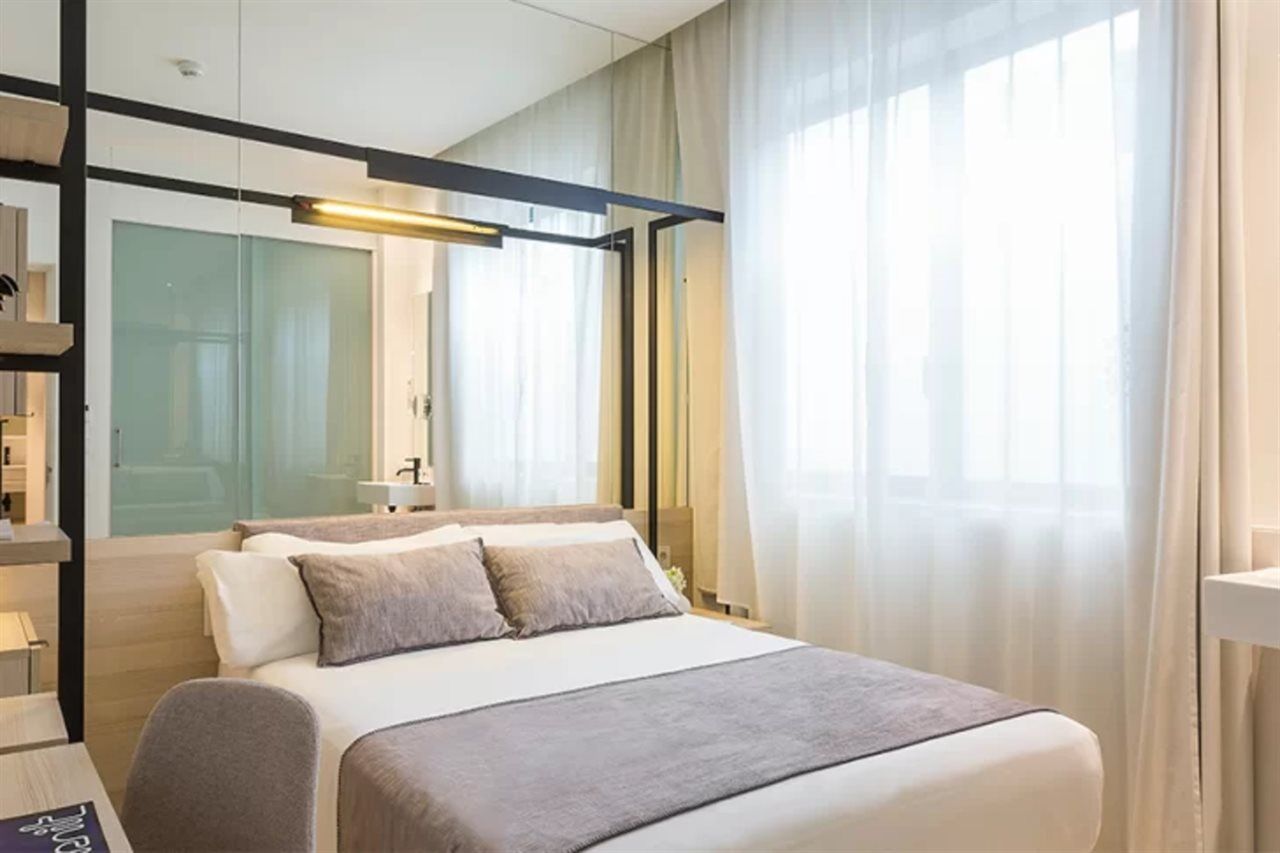 Hotel Denit Барселона Екстер'єр фото